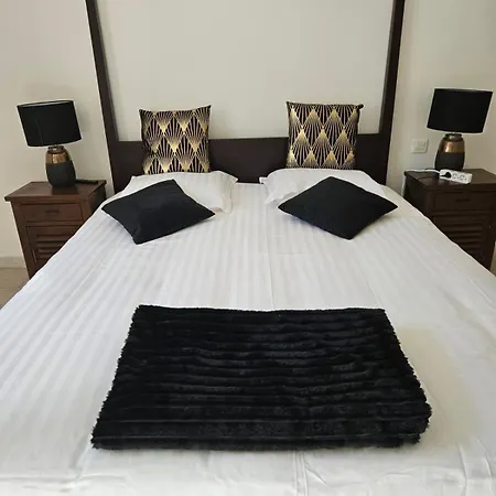 Luxueuse Villa, Hyper Centre Port De Vecchio *