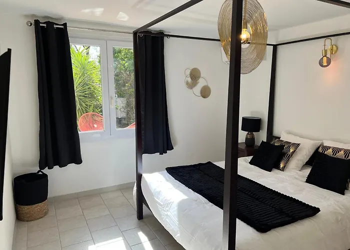 Luxueuse Villa, Hyper Centre Port De Vecchio 别墅 维琪奥港